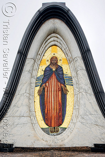 christ mosaic - recoleta cemetery (buenos aires), argentina, buenos aires, christ, grave, graveyard, jesus, mosaic, recoleta cemetery, tomb