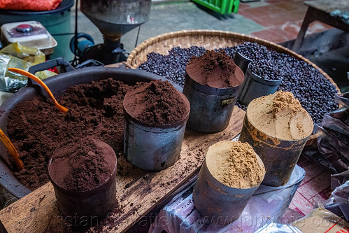 coffee beans stand at rantepao market, bolu market, coffes beans, ground coffee, pasar bolu, rantepao, shop, stall, tana toraja