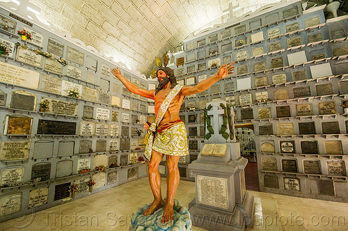 columbarium - san augustin church - manila (philippines), cemetery, columbarium, graves, jesus christ, manila, sacred art, san augustin church, statue, tombs