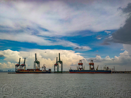 container cranes - surabaya harbor, container cranes, harbor cranes, surabaya