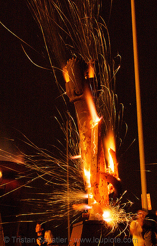 crucible fire arts festival 2007 (oakland, california), burning, fire art