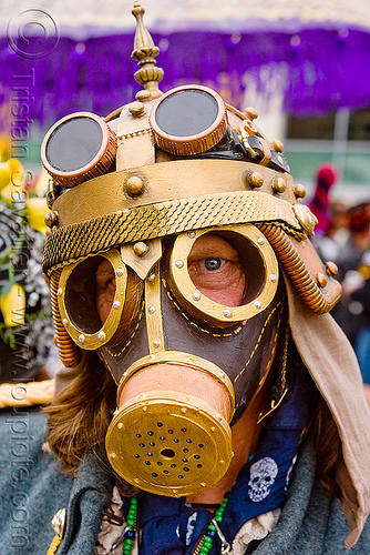 decompression 2009 (san francisco) - burning man, gas mask, man, steampunk