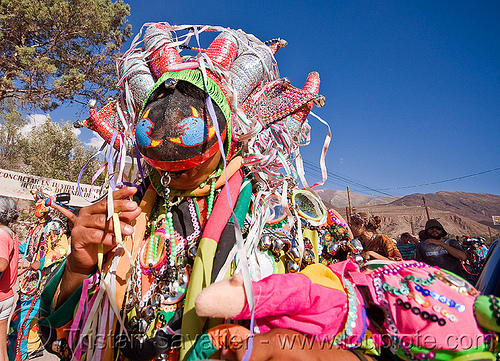 diablo - carnaval de tilcara (argentina), andean carnival, argentina, careta de diablo, carnaval de la quebrada, carnaval de tilcara, colorful, confettis, costume, diablo carnavalero, diablo de carnaval, diablos carnavaleros, diablos de carnaval, folklore, indigenous culture, mask, men, mirrors, noroeste argentino, quebrada de humahuaca, quechua culture, serpentine throws, tribal