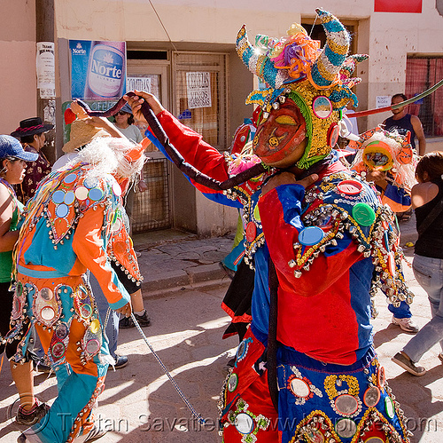 diablos carnavalero dancing - carnaval - tilcara (argentina), andean carnival, argentina, careta de diablo, carnaval de la quebrada, carnaval de tilcara, colorful, confettis, costume, diablo carnavalero, diablo de carnaval, diablos carnavaleros, diablos de carnaval, folklore, indigenous culture, mask, men, mirrors, noroeste argentino, quebrada de humahuaca, quechua culture, serpentine throws, tribal