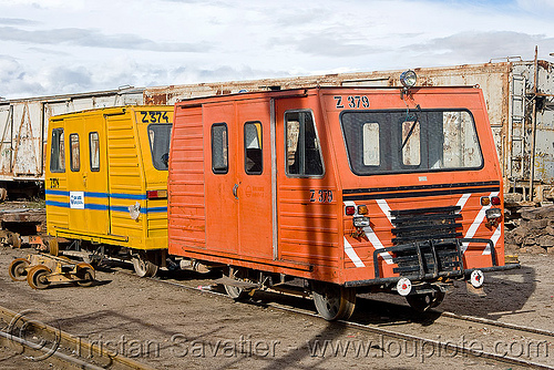 draisines - speeders - fca - z-379 - z-374 - uyuni (bolivia), bolivia, dolly, draisines, enfe, fca, orange, rail trolley, railroad speeder, railway, speeders, train, uyuni, yellow, z-374, z-379