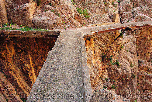 el caminito del rey - el chorro gorge (spain), canyon, cliff, desfiladero de los gaitanes, el caminito del rey, el camino del rey, el chorro, gorge, mountaineering, mountains, pathway, trail, via ferrata