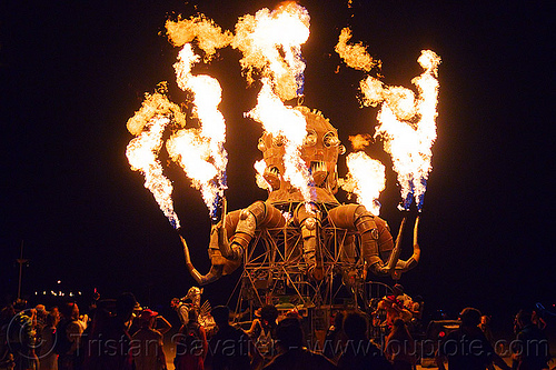 el pulpo mecanico art car - burning man 2012, burning man, el pulpo mecanico, fire, mutant vehicles, night, octopus art car, sculpture, steampunk octopus
