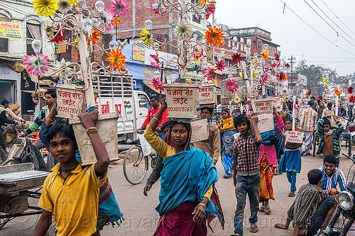 electric flowers for wedding (india), electric, flowers, indian women, men, traffic, transport, transporting, varanasi, walking, wedding