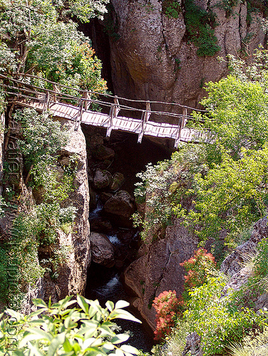 emen-canyon - gorge - foot bridge (bulgaria), bridge, emen canyon, footbridge, gorge, еменски каньон