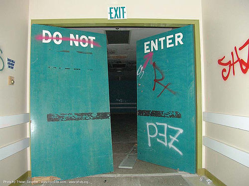 exit - do not enter - broken doors - green - abandoned hospital (presidio, san francisco), abandoned building, abandoned hospital, broken, do not enter, doors, exit, graffiti, presidio hospital, presidio landmark apartments, trespassing