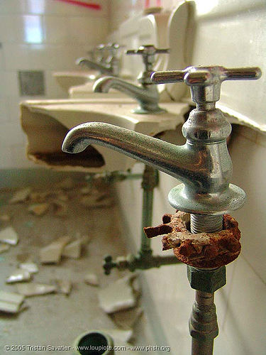 faucets - vandalized bathroom - abandoned hospital (presidio, san francisco) - phsh, abandoned building, abandoned hospital, bathroom, faucets, presidio hospital, presidio landmark apartments, sinks, toilet, trespassing, vandalism, vandalized