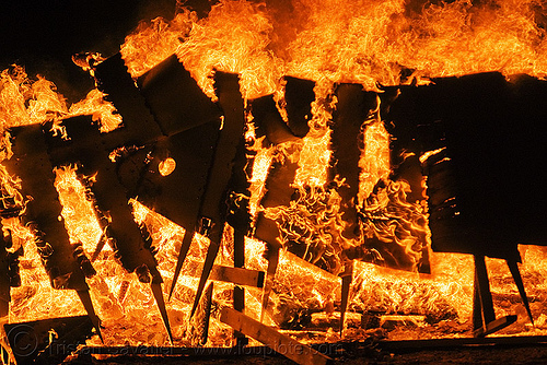 fire - wooden sculpture burning, burning man at night, fire, wood, zark!
