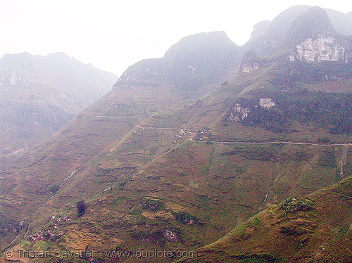 foggy mountain landscape (vietnam), foggy, mountains, vietnam