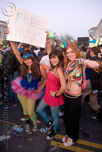 free hugs - lovefest (san francisco), free hugs, girls, lovevolution, party, sign, women