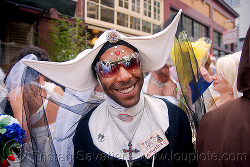 french sister - soeur mystrah - sisters of perpetual indulgence - brides of march (san francisco), bindis, bride, brides of march, christian cross, couvent de paname, jewelry, makeup, man, nuns, soeur mystrah, sunglasses, wedding, white