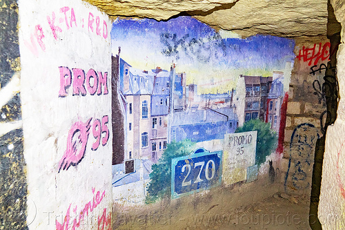 fresques de baptême des promotions de l'école des mines de paris - catacombes de paris - catacombs of paris (off-limit area), 1995, 270, cave, clandestines, ecole des mines, illegal, mural, painting, roofs, street art, toits, trespassing, underground quarry