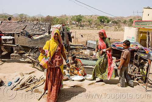 gadia lohars camping under their oxcart - near udaipur - nomadic tribe (india), bullock cart, camp, chariot, encampment, gadia lohars, gaduliya lohars, gipsies, gypsies, horse cart, nomadic tribe, nomads, ox cart, road, thiya, udaipur