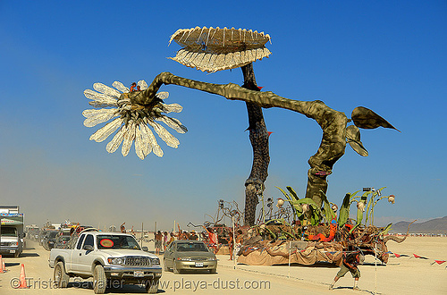 giant flowers at the burning man festival - venus fly trap - miracle grow, art car, burning man art cars, fear trap, giant flower, miracle grow, mutant vehicles, venus fly trap