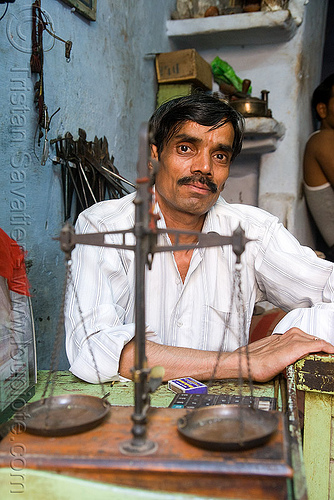 goldsmith and balance - udaipur (india), balance, goldsmith, udaipur