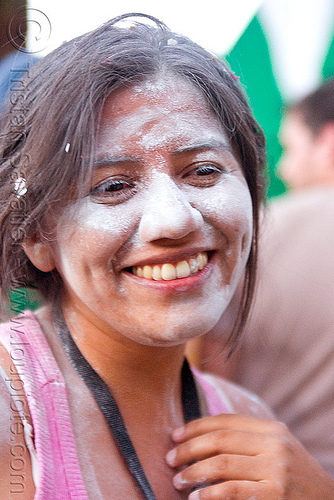 graciela fernandez - carnaval de tilcara (argentina), andean carnival, argentina, carnaval de la quebrada, carnaval de tilcara, graciela, noroeste argentino, quebrada de humahuaca, talk powder, woman