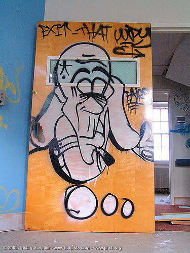 graffiti-ears - door - abandoned hospital (presidio, san francisco), abandoned building, abandoned hospital, graffiti, presidio hospital, presidio landmark apartments, trespassing