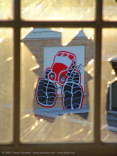graffiti-o1 - broken window - abandoned hospital (presidio, san francisco), abandoned building, abandoned hospital, graffiti, presidio hospital, presidio landmark apartments, trespassing, window