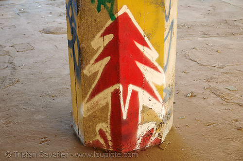 graffiti on column in abandoned factory, column, derelict, graffiti, pillar, plant trees, plantrees, red, street art, tie's warehouse, trespassing