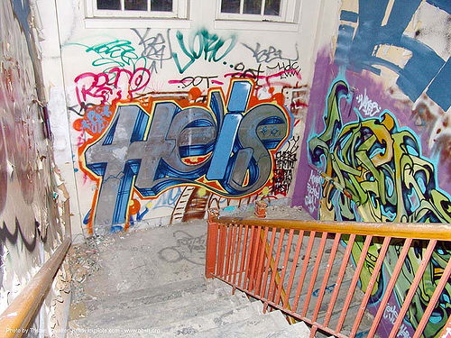 graffiti - stairway - abandoned hospital (presidio, san francisco), abandoned building, abandoned hospital, graffiti, presidio hospital, presidio landmark apartments, staiways, trespassing