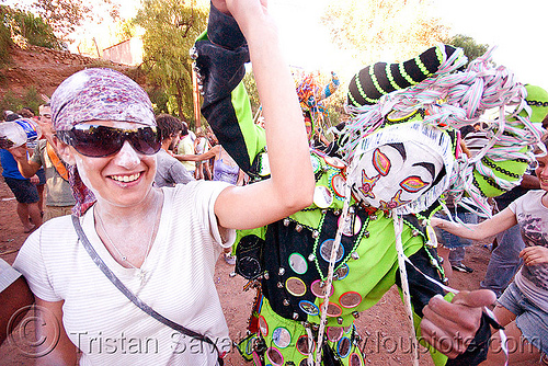 green diablo dancing - carnaval de tilcara (argentina), andean carnival, argentina, careta de diablo, carnaval de la quebrada, carnaval de tilcara, colorful, costume, dancing, diablo carnavalero, diablo de carnaval, diablos carnavaleros, diablos de carnaval, folklore, indigenous culture, mask, men, mirrors, noroeste argentino, quebrada de humahuaca, quechua culture, tribal, woman