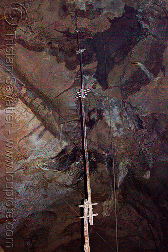 gua niah - birds nest collectors climbing poles in natural cave (borneo), birds-nest, borneo, caving, gua niah, malaysia, natural cave, niah caves, pole, spelunking, wooden