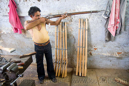 gun factory - udaipur (india), antique guns, factory, fire arms, india, rajasthan armoury, replicas, shotguns, udaipur, weapons, worker