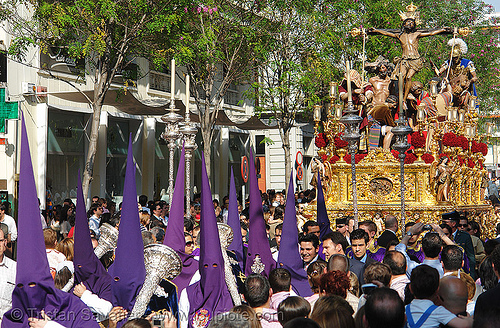 hermandad de la exaltación - paso de cristo - semana santa en sevilla, easter, float, hermandad de la exaltación, nazarenos, paso de cristo, sacred art, semana santa, sevilla