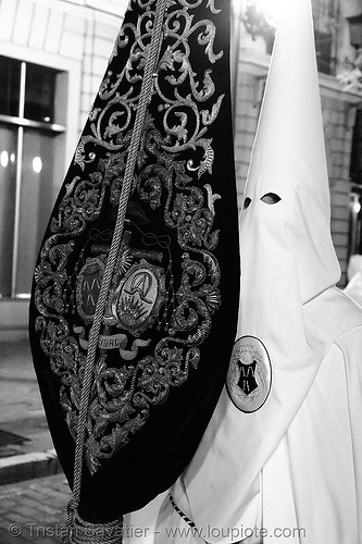 hermandad de la resurrección - semana santa en sevilla, candles, easter, hermandad de la resurrección, nazarenos, night, semana santa, sevilla