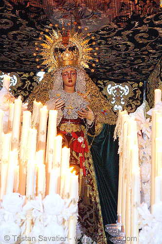 hermandad de la trinidad - hermandad de la trinidad - paso de la virgen - semana santa en sevilla, candles, easter, float, hermandad de la trinidad, madonna, night, paso de la virgen, sacred art, semana santa, sevilla