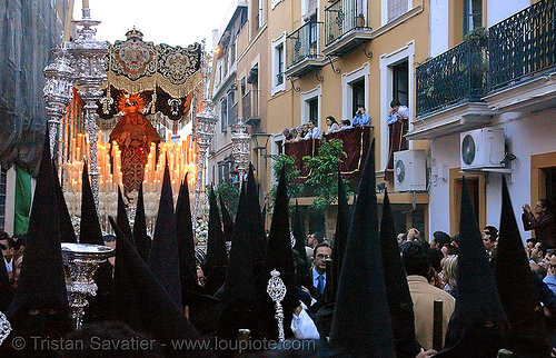 hermandad de la trinidad - paso de la virgen - semana santa en sevilla, candles, easter, float, hermandad de la trinidad, madonna, nazarenos, night, paso de la virgen, sacred art, semana santa, sevilla