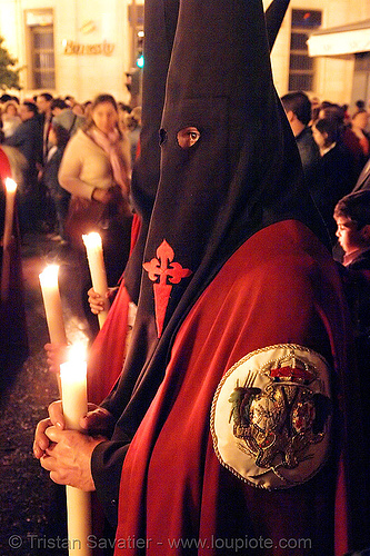 hermandad de los panaderos - semana santa en sevilla, candles, easter, hermandad de los panaderos, nazarenos, night, red, semana santa, sevilla