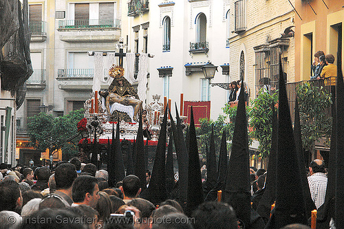 hermandad de los servitas - paso de cristo - semana santa en sevilla, easter, float, hermandad de los servitas, nazarenos, paso de cristo, sacred art, semana santa, sevilla