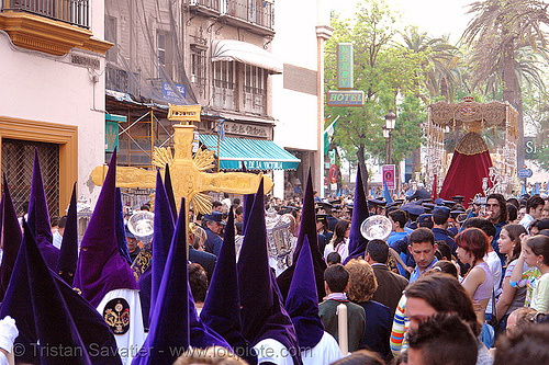 hermandad de san benito - paso de la virgen - nazarenos - semana santa en sevilla, easter, float, hermandad de san benito, madonna, nazarenos, paso de la virgen, sacred art, semana santa, sevilla