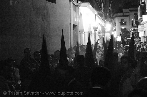 hermandad de san bernardo - night - semana santa en sevilla, candles, easter, hermandad de san bernardo, nazarenos, night, semana santa, sevilla