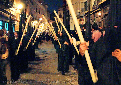 hermandad de santa cruz - semana santa en sevilla, candles, easter, hermandad de santa cruz, nazarenos, night, semana santa, sevilla