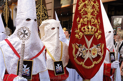 hermandad del amor de marbella (de málaga) - semana santa en sevilla, easter, hermandad del amor de marbella, malaga, málaga, nazarenos, red, semana santa, sevilla