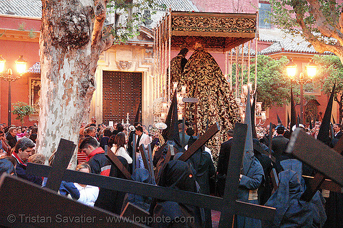 hermandad del gran poder - paso de la virgen - semana santa en sevilla, candles, easter, el gran poder, embroidery, float, goldwork, hermandad del gran poder, madonna, nazarenos, night, paso de la virgen, sacred art, semana santa, sevilla