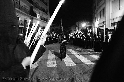 hermandad del gran poder - semana santa en sevilla, candles, easter, el gran poder, hermandad del gran poder, nazarenos, night, semana santa, sevilla