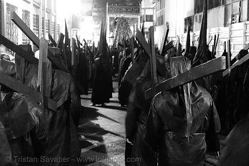 hermandad del gran poder - semana santa en sevilla, candles, easter, el gran poder, hermandad del gran poder, nazarenos, night, semana santa, sevilla