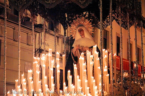 hermandad del museo - paso de la virgen - semana santa en sevilla, candles, easter, el museo, float, hermandad del museo, madonna, night, paso de la virgen, sacred art, semana santa, sevilla