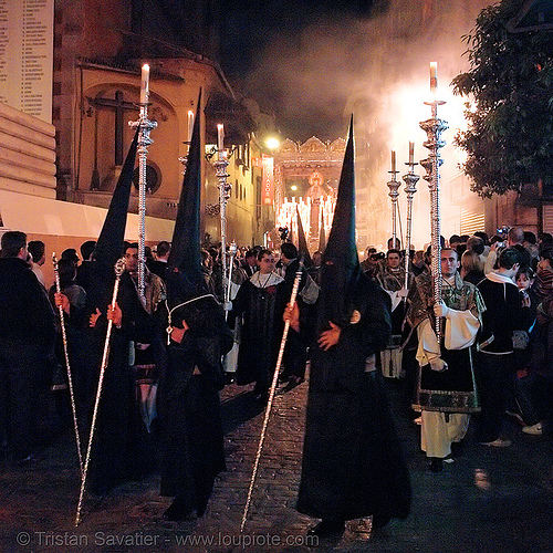 hermandad del silencio - paso de la virgen - semana santa en sevilla, candles, easter, el silencio, float, hermandad del silencio, madonna, nazarenos, night, paso de la virgen, sacred art, semana santa, sevilla