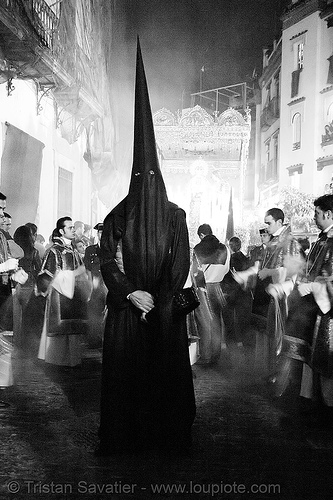 hermandad del silencio - semana santa en sevilla, candles, easter, el silencio, hermandad del silencio, nazarenos, night, semana santa, sevilla