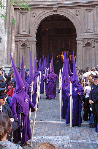 hermandad del valle - semana santa en sevilla, easter, el valle, hermandad del valle, nazarenos, semana santa, sevilla