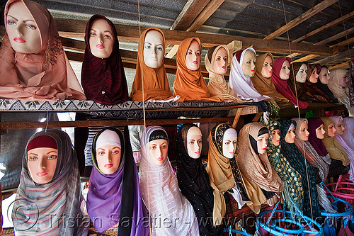 hijab store - store dummies head display (borneo), borneo, heads, hijab, islam, islamic fashion, malaysia, muslim, serikin, shop, store dummies, street market, women's apparel, حجاب