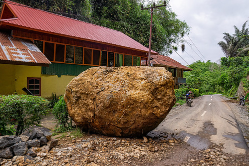 huge boulder fell on road, boulder, landslide, road, tana toraja